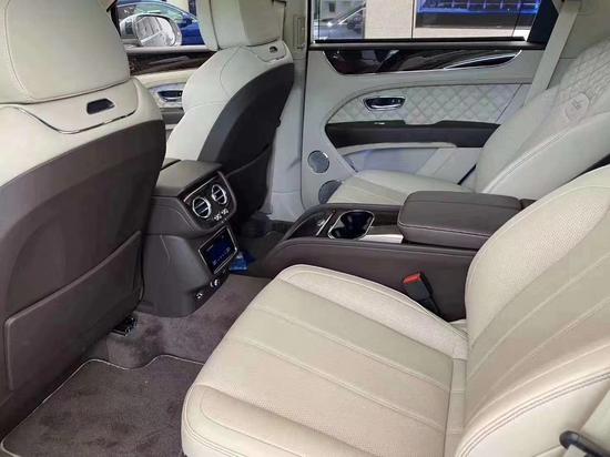 2021款宾利添越4.0V8天津港最新优惠行情