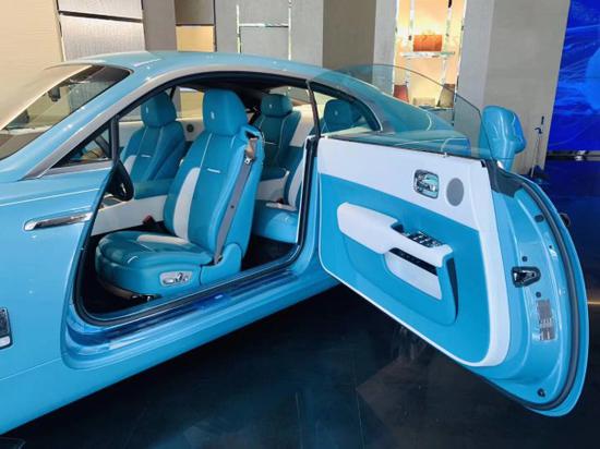 20款国六劳斯莱斯魅影现车多颜色