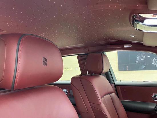 第八代劳斯莱斯幻影四座加长版津港提车