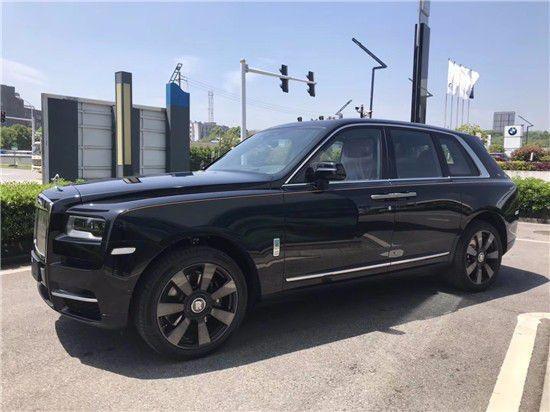 全新劳斯莱斯库里南皇者身份的无需表达