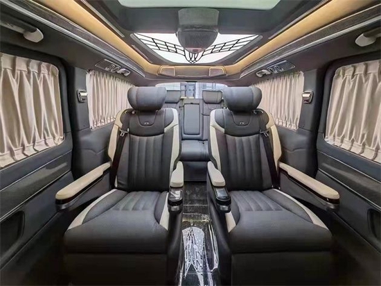 上海奔驰商务车7座现车在售优惠多