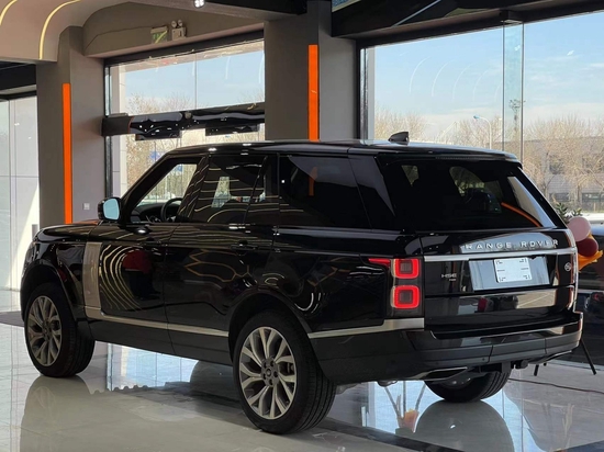 22款路虎揽胜行政短轴高配110余万热销