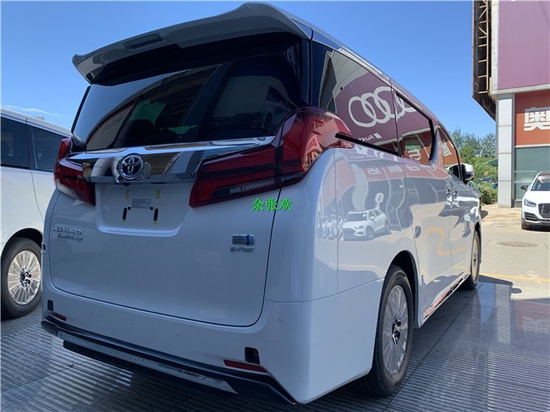 22款丰田埃尔法价格霸气高端豪华保姆车