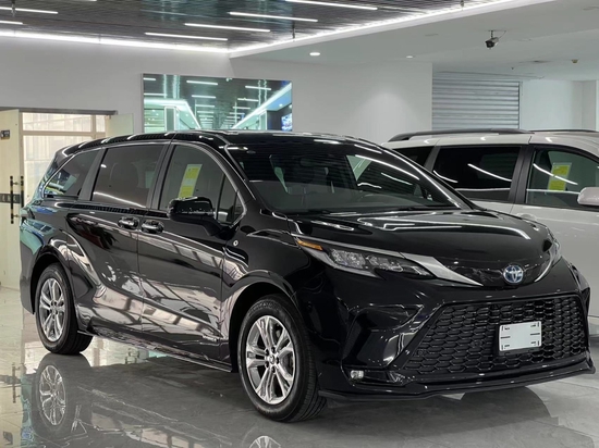 22款丰田塞纳混动现车最新价格40万起售