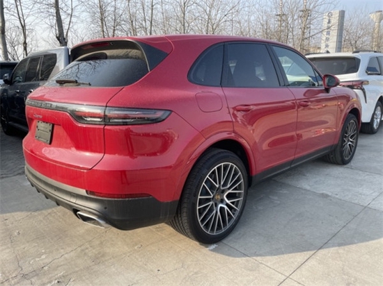 天津港口保时捷卡宴仅需87万价格直降