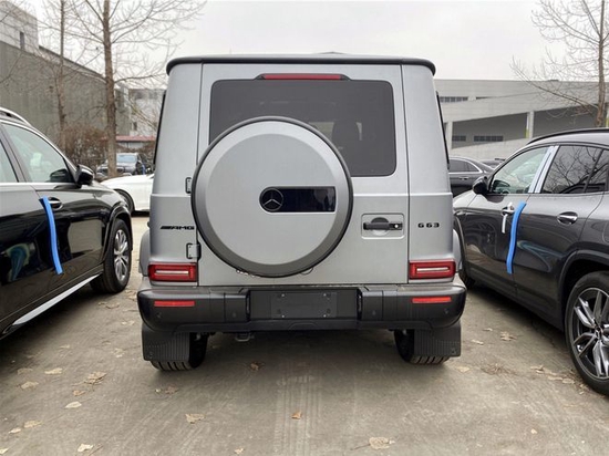 22款奔驰g63天津港特惠270万起售分期