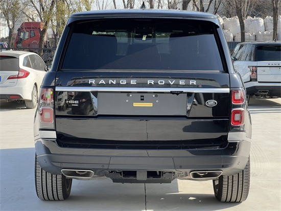 全新2022款路虎揽胜hse现车127万起在售