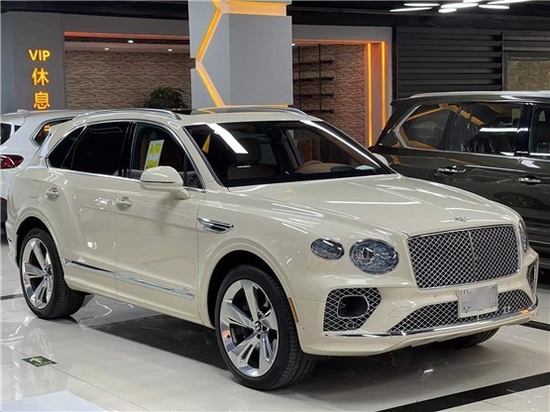 2021款宾利添越v8木兰花白现车特惠全国