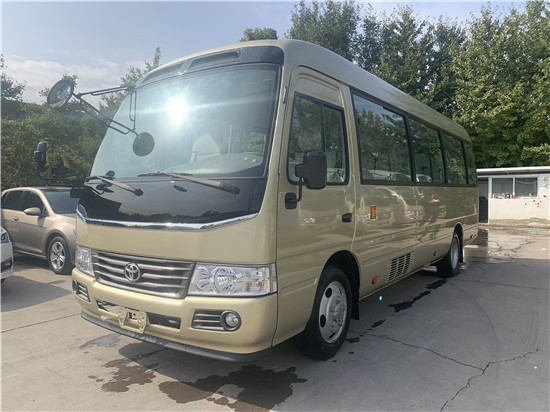 丰田考斯特15座中巴车现车销售报价