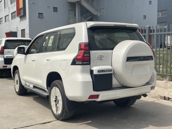 进口22款丰田霸道4000txl国六现车到港