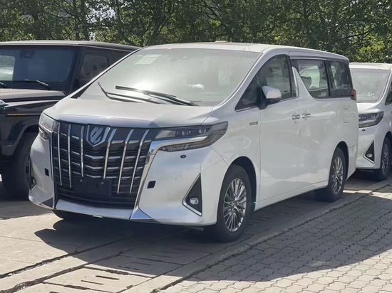 丰田埃尔法七座尊贵豪华版商务车