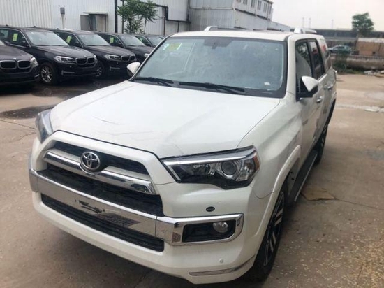 2022款丰田超霸40港口直降现车40余万