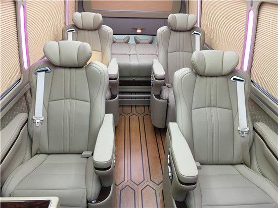 丰田考斯特房车8座商务车报价动力充足