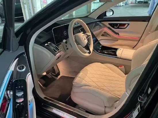 2022款奔驰s500港口现车特价125万分期