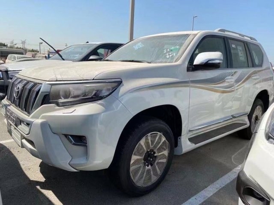 22款全新丰田普拉多2700港口报价398万