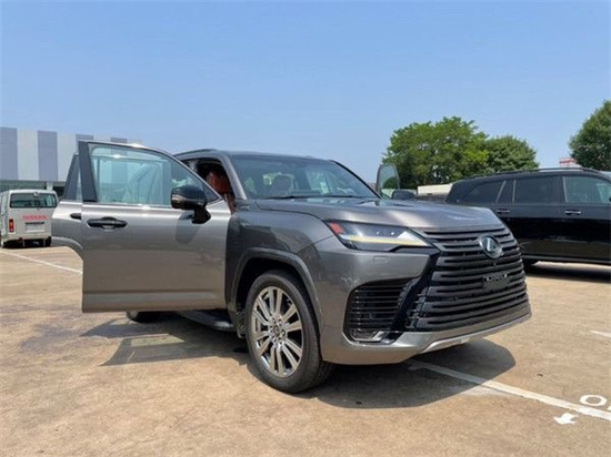 　　摄图：为本公司现车实拍图片（未经允许，切勿转载）