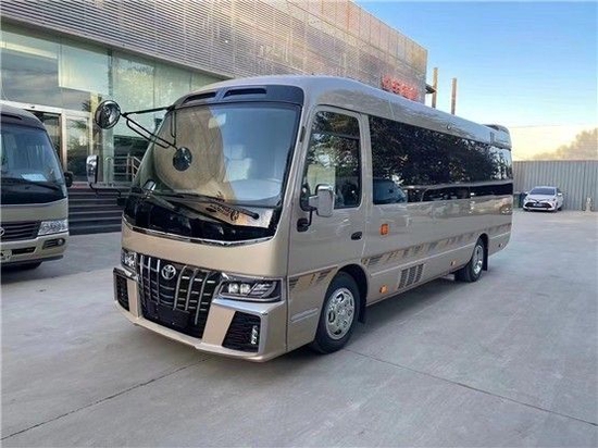 丰田考斯特10座报价卫生间版商务车