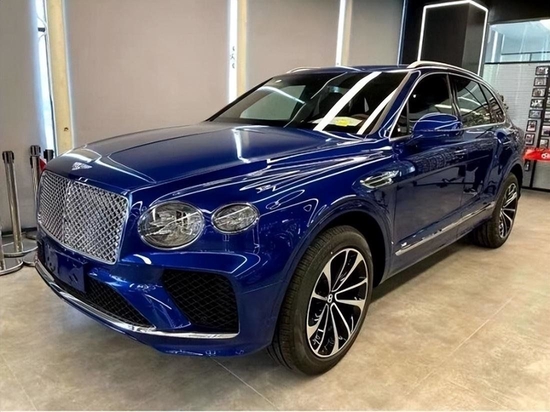 2021款宾利添越全新30tv6动力现车实拍