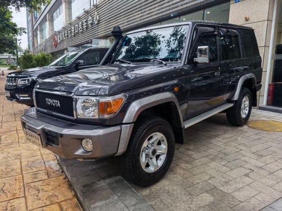 2021款丰田酷路泽lc7640高配现车优惠