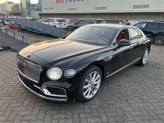 　　摄图：为本公司现车实拍图片（未经允许，切勿转载）