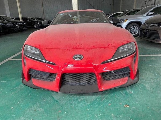 　　摄图：为本公司现车实拍图片（未经允许，切勿转载）