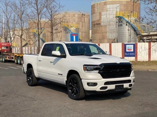 2022款道奇公羊长角号皮卡现车65万出售