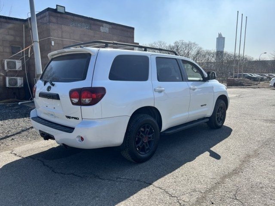 2022款丰田红杉现车 起售价低至115万_天津汽车网_新浪汽车_新浪网