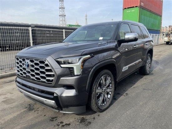 　　摄图：为本公司现车实拍图片（未经允许，切勿转载）