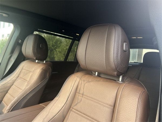 23款奔驰GLS580现车 4.0V8最低160万起