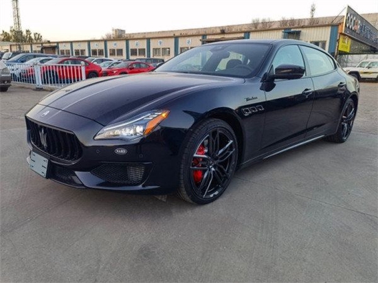 　　摄图：为本公司现车实拍图片（未经允许，切勿转载）