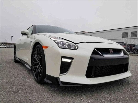 　　摄图：为本公司现车实拍图片（未经允许，切勿转载）