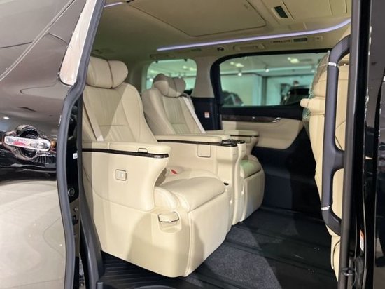 全新23款丰田埃尔法商务车售价839万