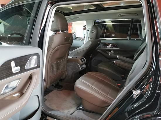 奔驰gls450升级迈巴赫gls600新春特惠