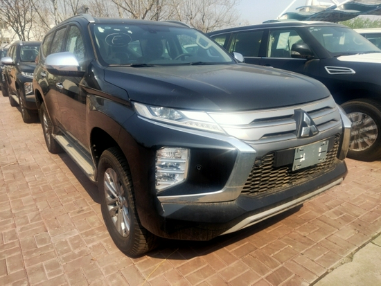 21款三菱帕杰罗劲畅 特价平行进口26万