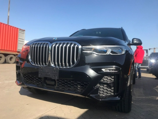 2021款宝马x7提车全国落户售100万起步