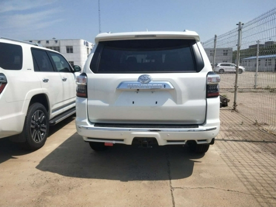 2021款丰田超霸4runner霸道的姐妹车型