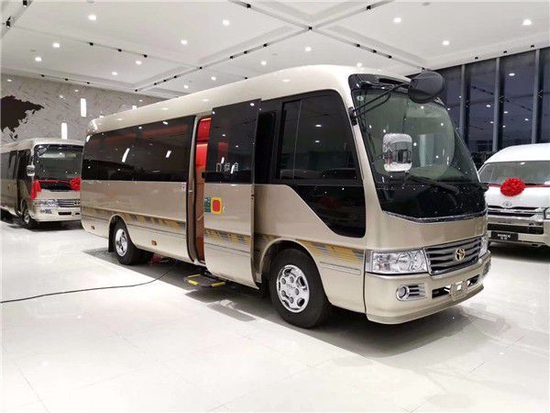 丰田考斯特豪华红木定制版11座现车价格