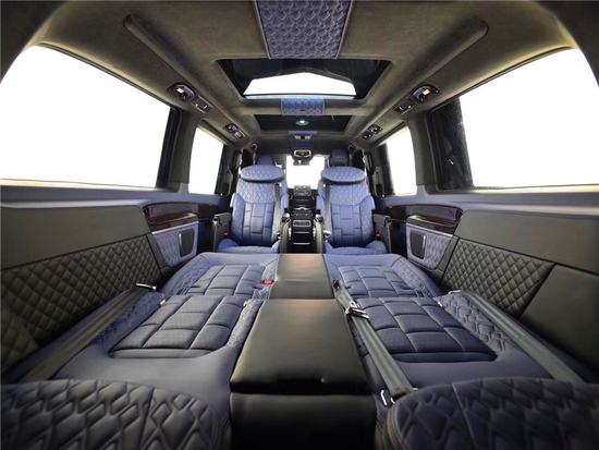 浙江绍兴国六奔驰V260长轴改装项目图片