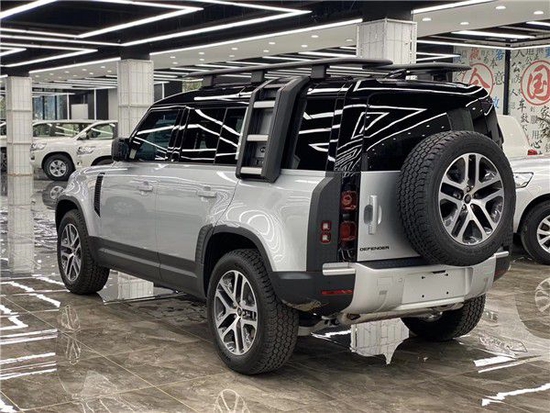 21款路虎卫士110全国出售港口优惠5万