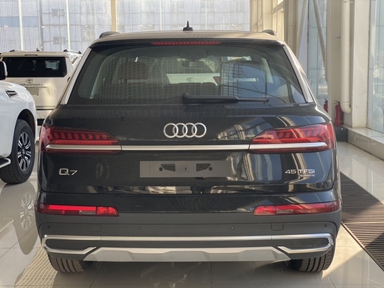 2021款欧规奥迪q7现车56万随时提回家
