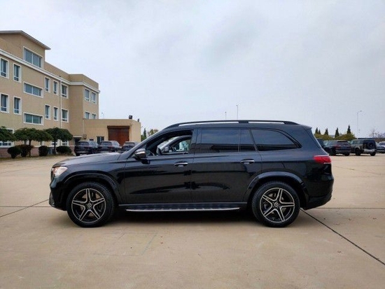2021款奔驰gls58040tv8现车优惠198万