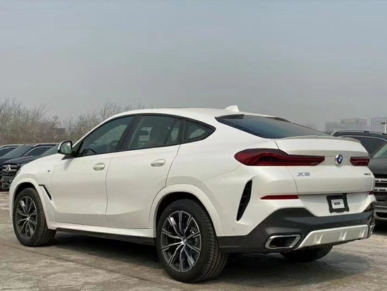 2021款宝马x6天津港现车70万起可分期