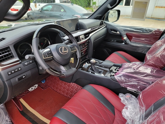 2021款雷克萨斯lx570中东百万级suv首选