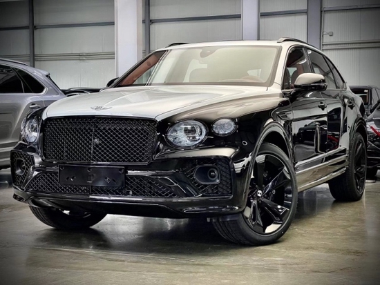 2022款欧规宾利添越首发版现车348万起