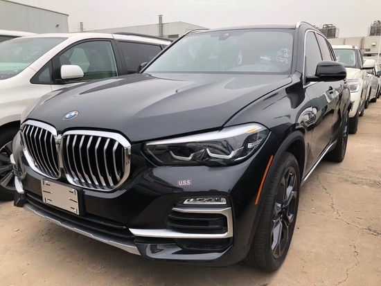 进口2022款宝马x5现车港口报价64万起售