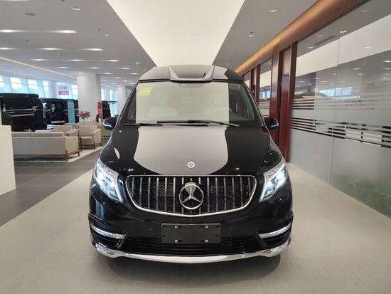 2022款奔驰v250顶级商务50起售可分期