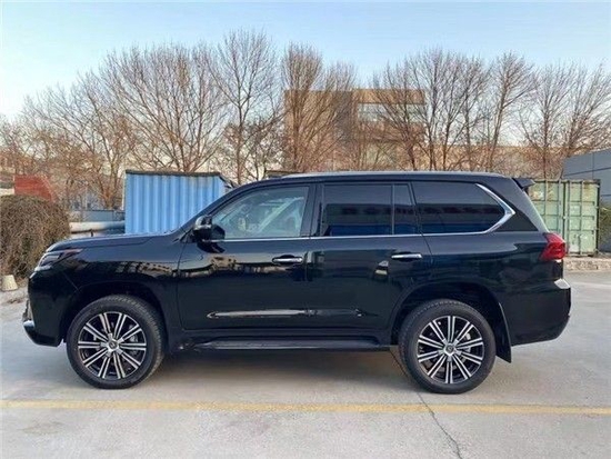 22款雷克萨斯570黑耀版天津港暴跌165万