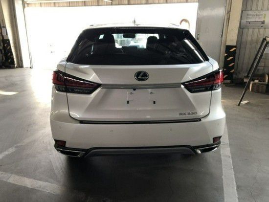 2022款雷克萨斯rx350现车特价销60多万