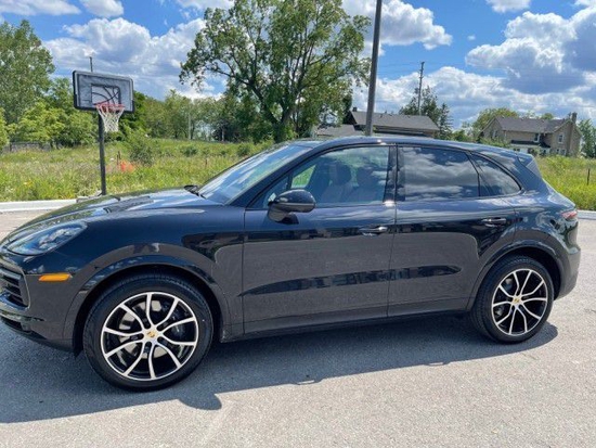 2022款保时捷卡宴天津港现车最低86万起