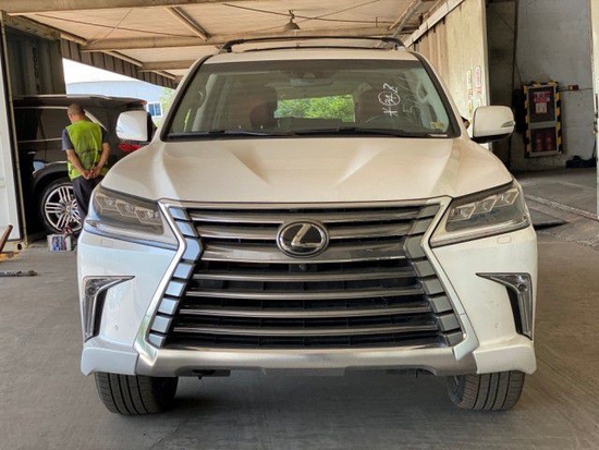 雷克萨斯lx570平行进口现车特惠价178万